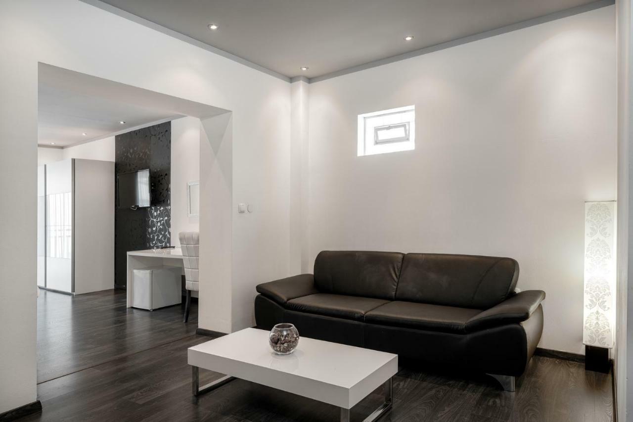 The Suites - Small Luxury Living Vodice Eksteriør billede