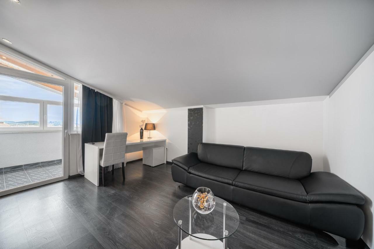 The Suites - Small Luxury Living Vodice Eksteriør billede
