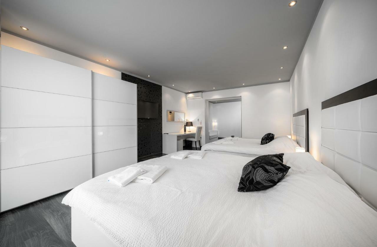 The Suites - Small Luxury Living Vodice Eksteriør billede