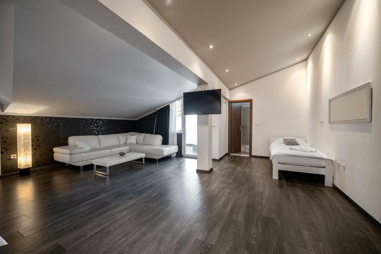 The Suites - Small Luxury Living Vodice Eksteriør billede